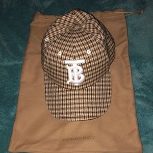 Burberry Houndstooth Cap